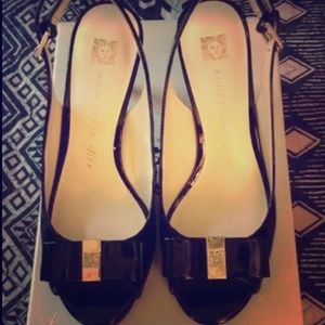 Ann Klein iflex Black Leather Peep Toe Pumps